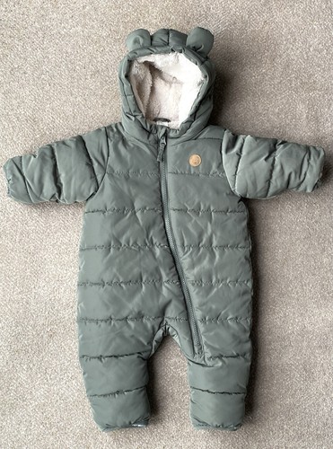 New snow suit pram - new,