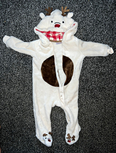 Cute reindeer hooded - so, cute!