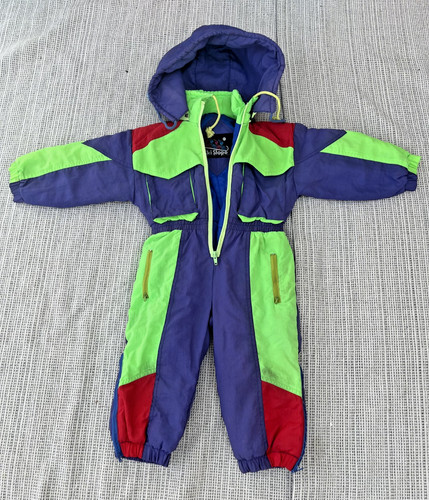 Vintage ski slope - kids, one