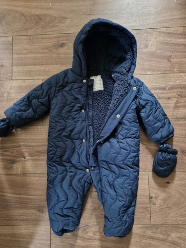 Padded hooded snowsuit - hooded,